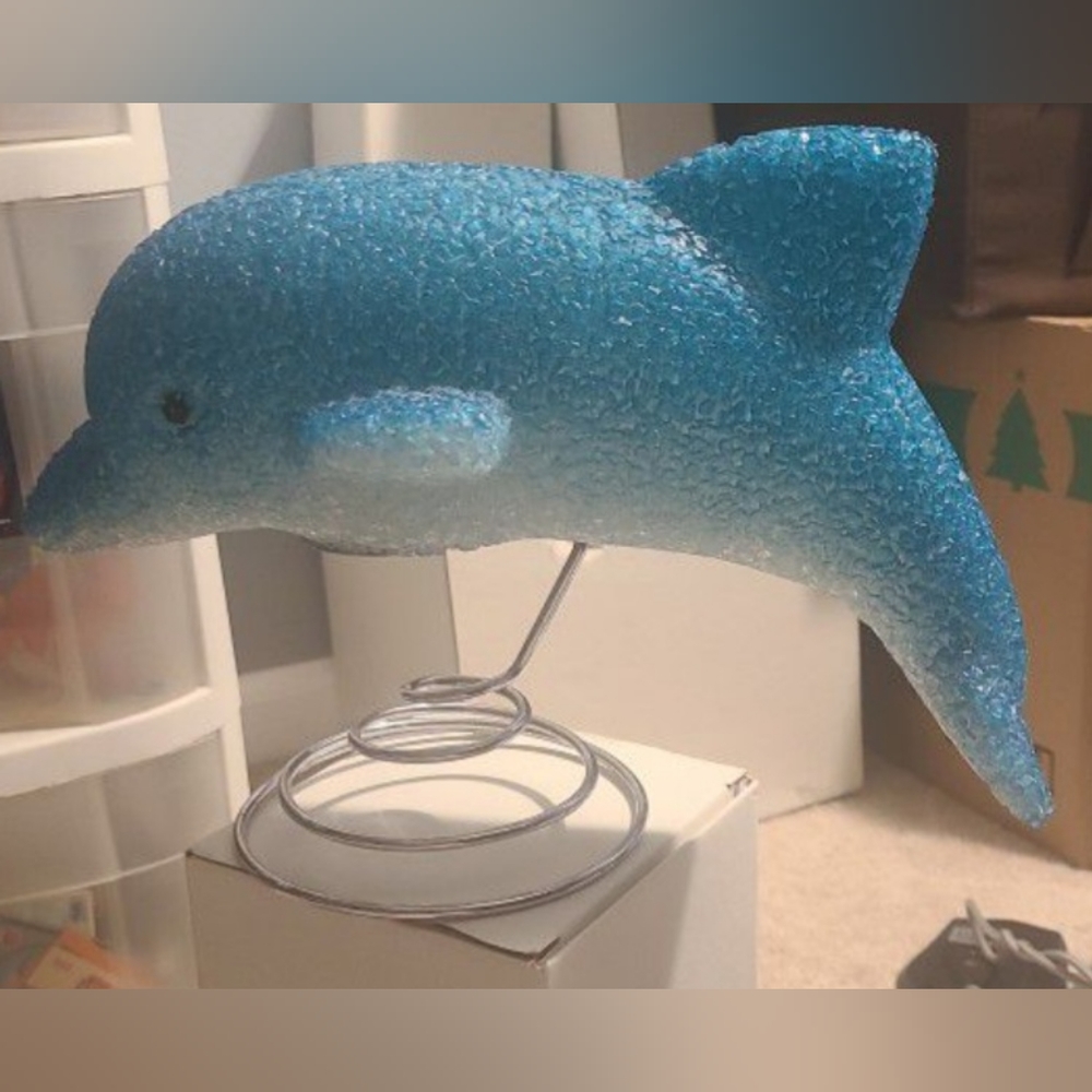 Dolphine Figurine